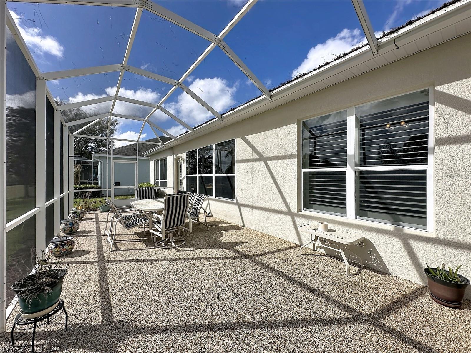 Image 35 of 72 For 2318 Fenton Avenue