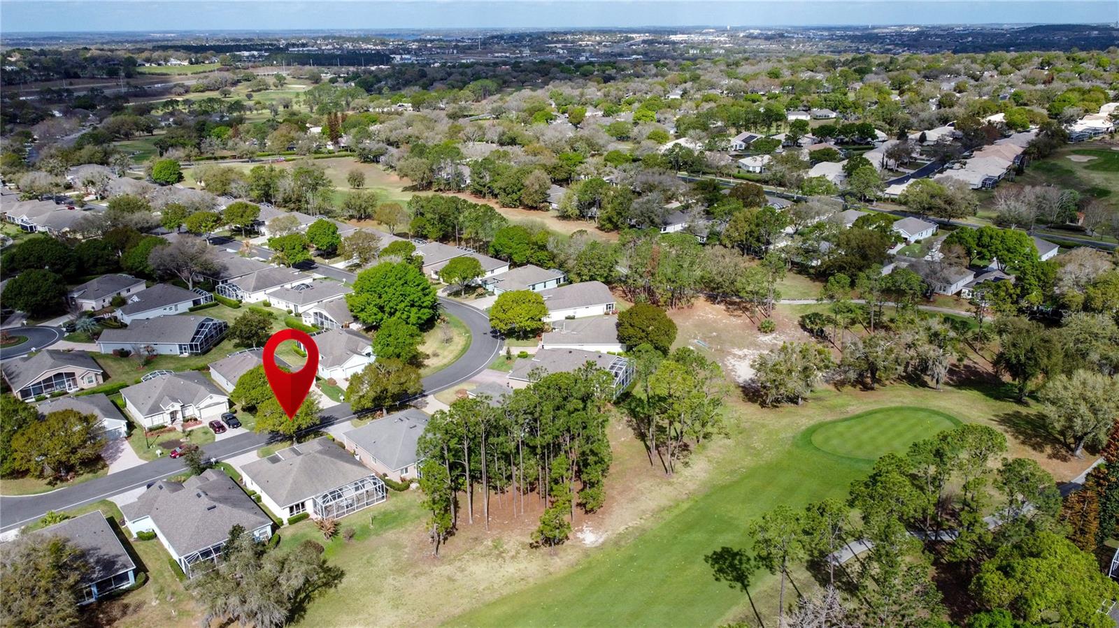 Image 41 of 72 For 2318 Fenton Avenue