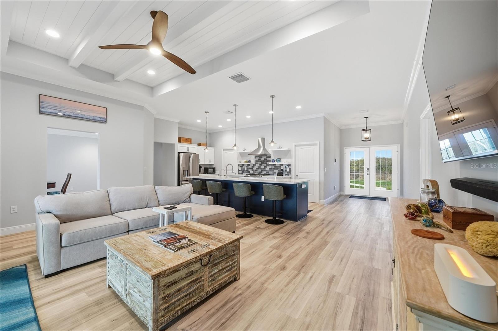 Image 14 of 49 For 6165 1st Street Sw