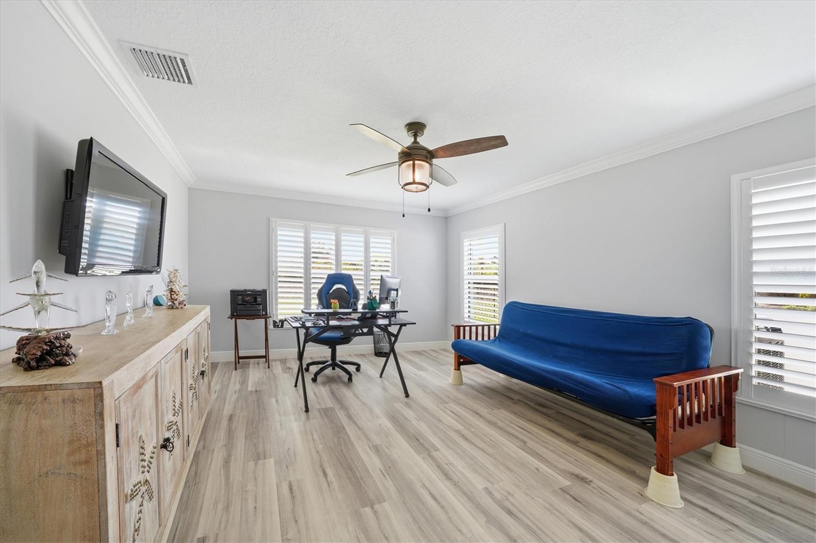 Image 27 of 49 For 6165 1st Street Sw