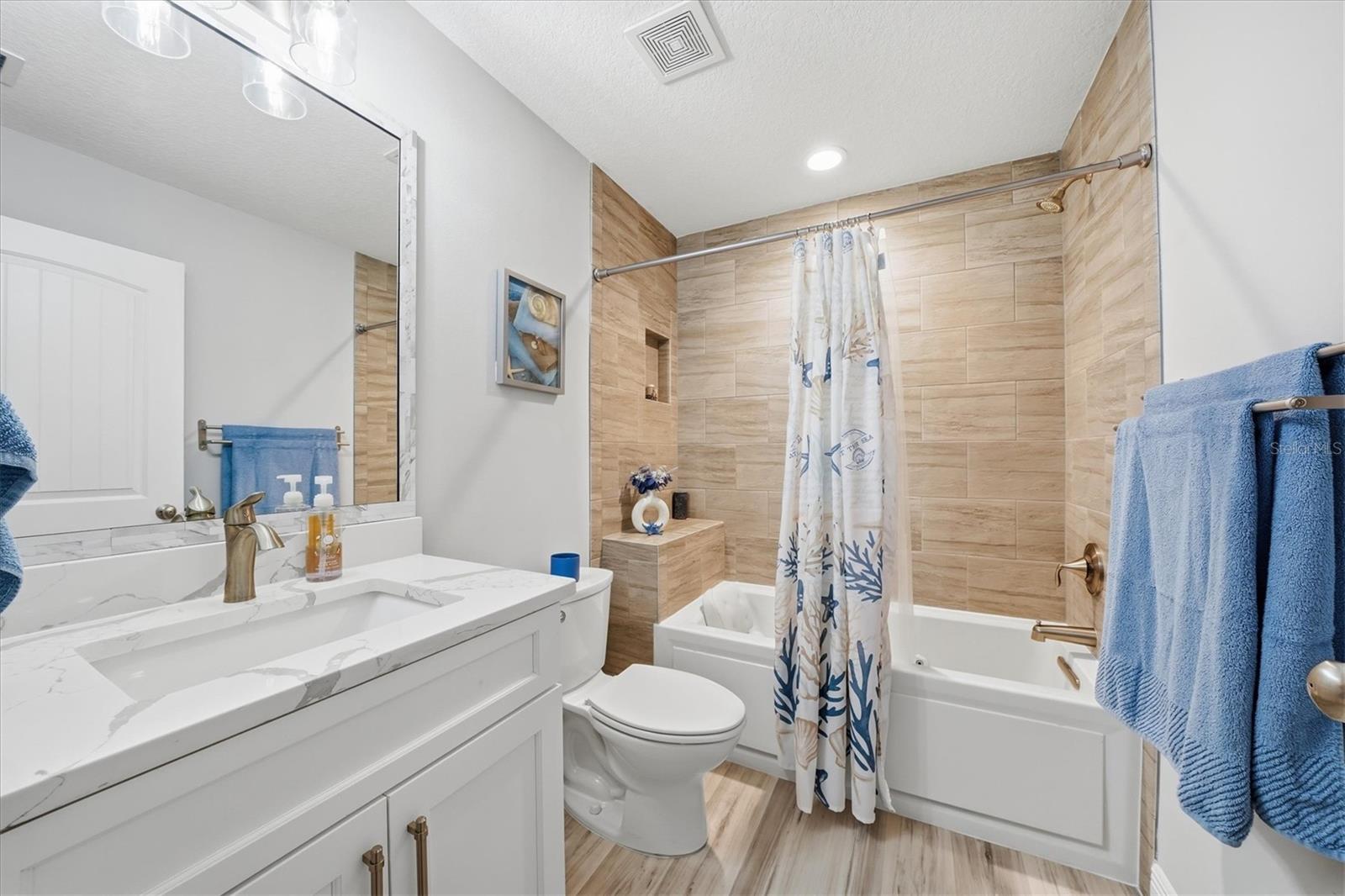 Image 28 of 49 For 6165 1st Street Sw