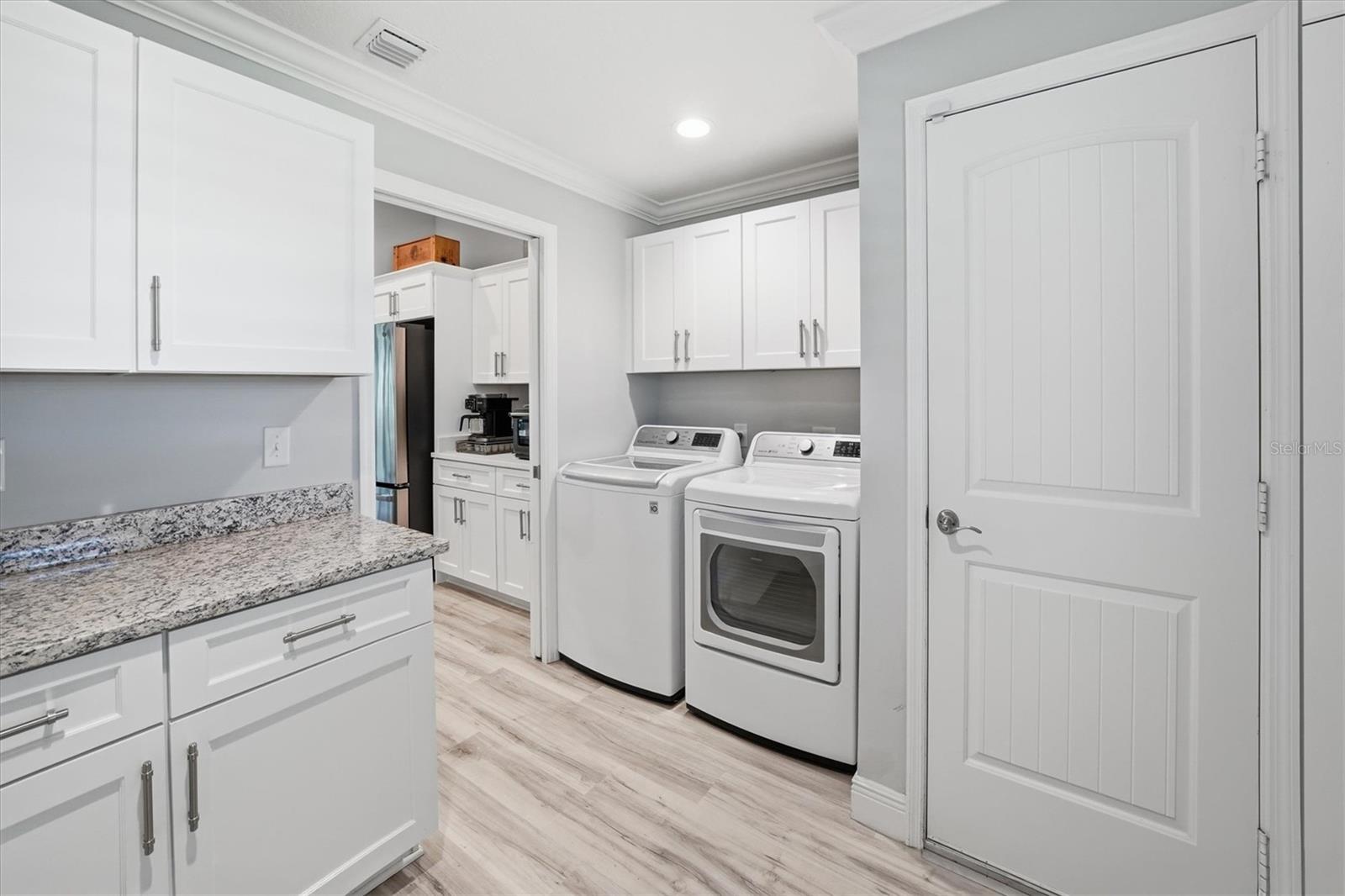 Image 29 of 49 For 6165 1st Street Sw