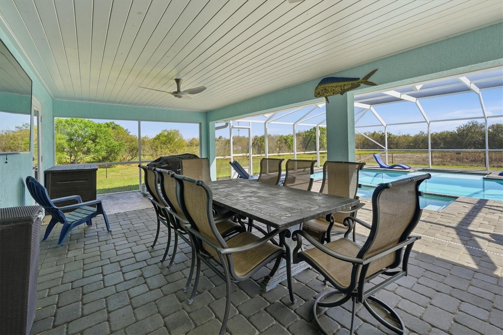 Image 31 of 49 For 6165 1st Street Sw