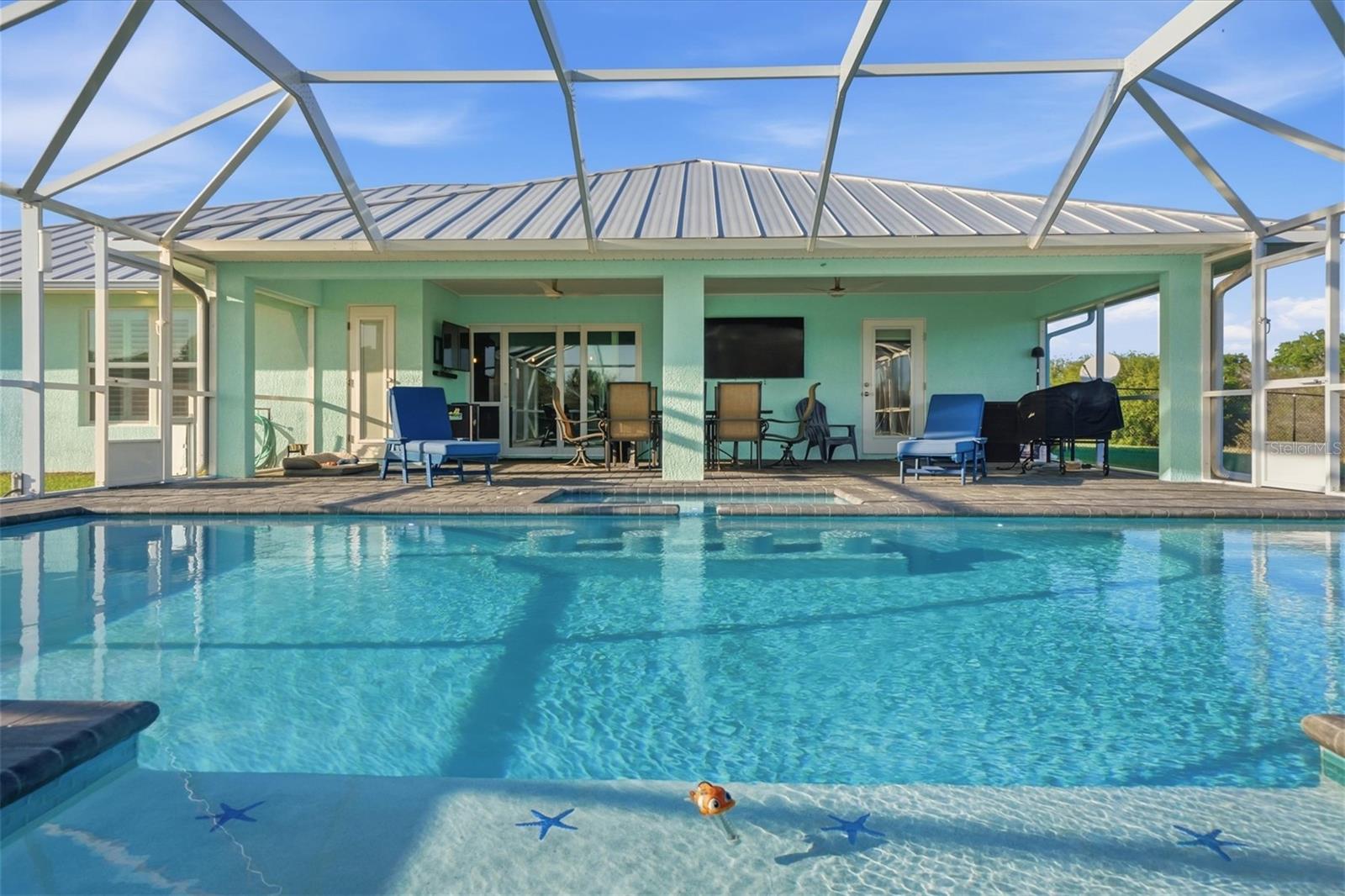 Image 34 of 49 For 6165 1st Street Sw