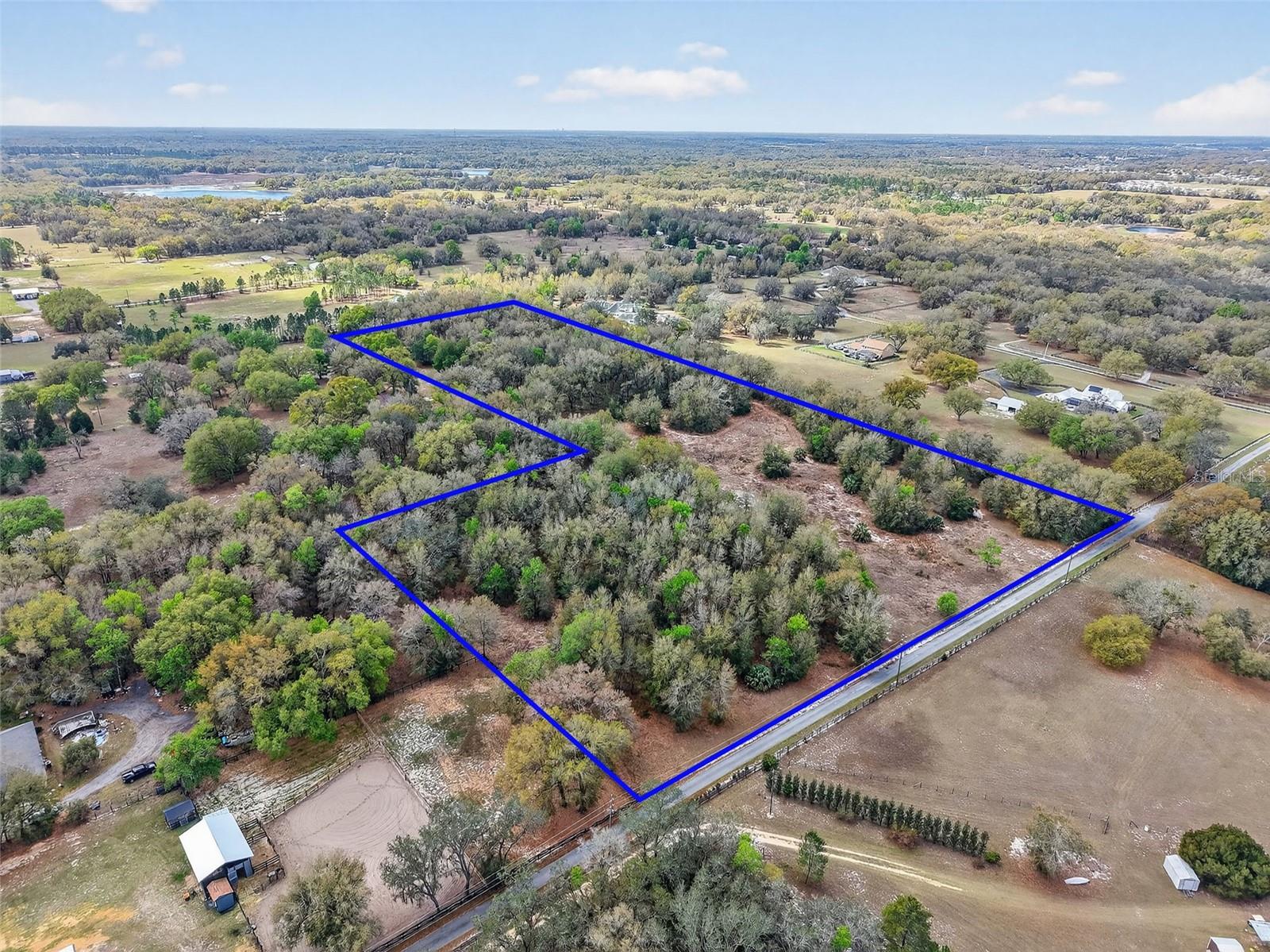 Image 4 of 6 For 3800 Double D Circle R