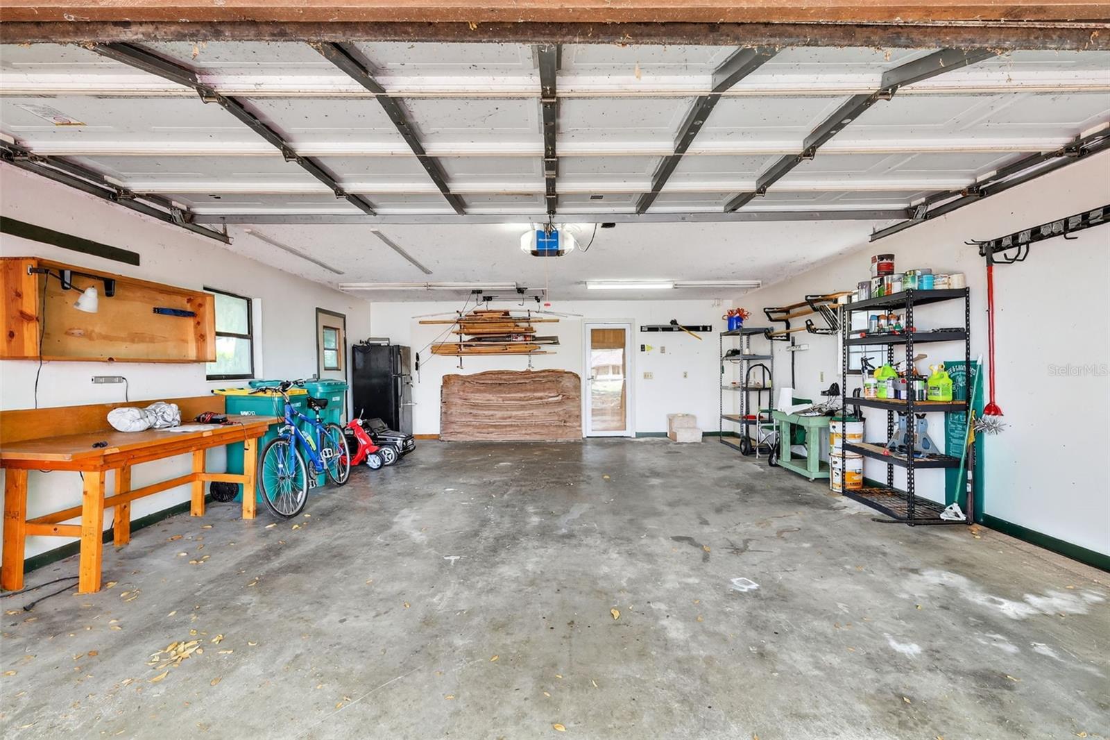 Image 29 of 41 For 50 Court Drive