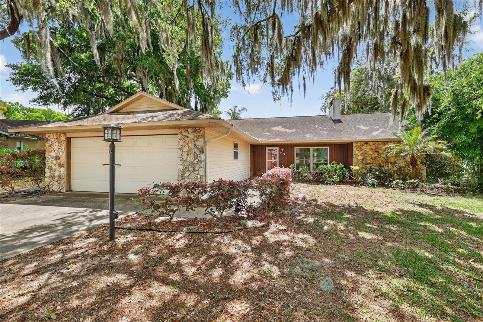 Image 4 of 41 For 50 Court Drive