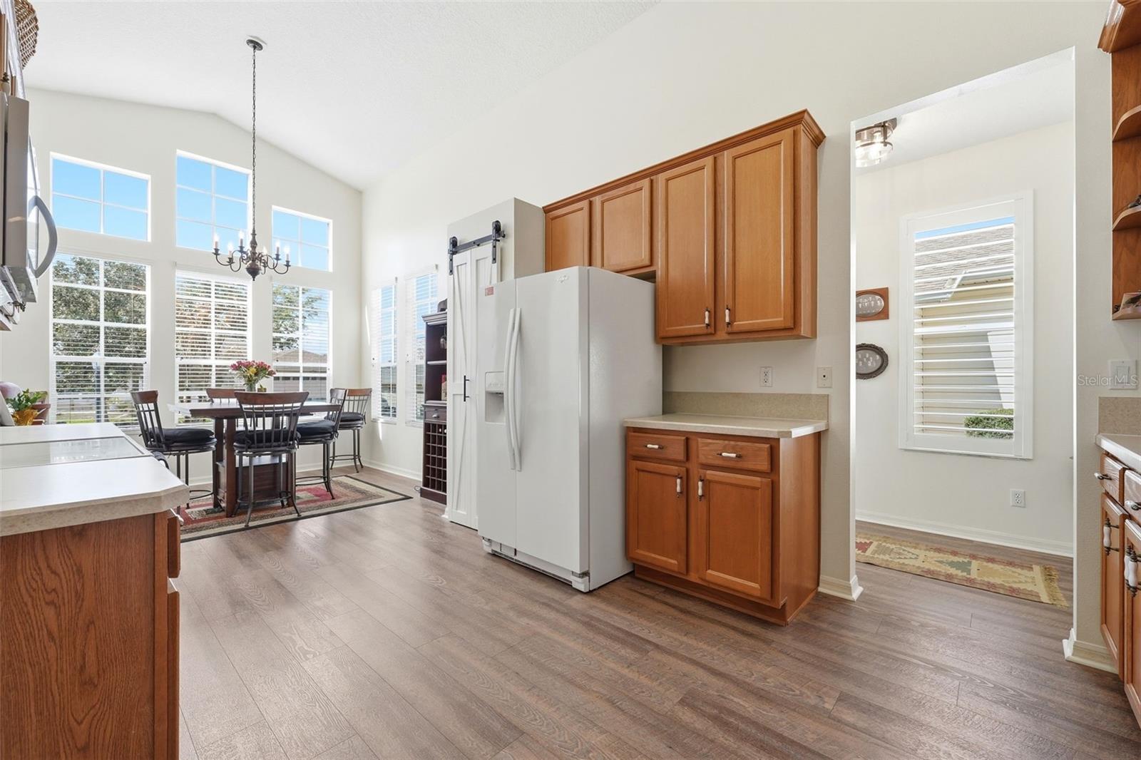 Image 9 of 76 For 5135 Indian Ocean Loop