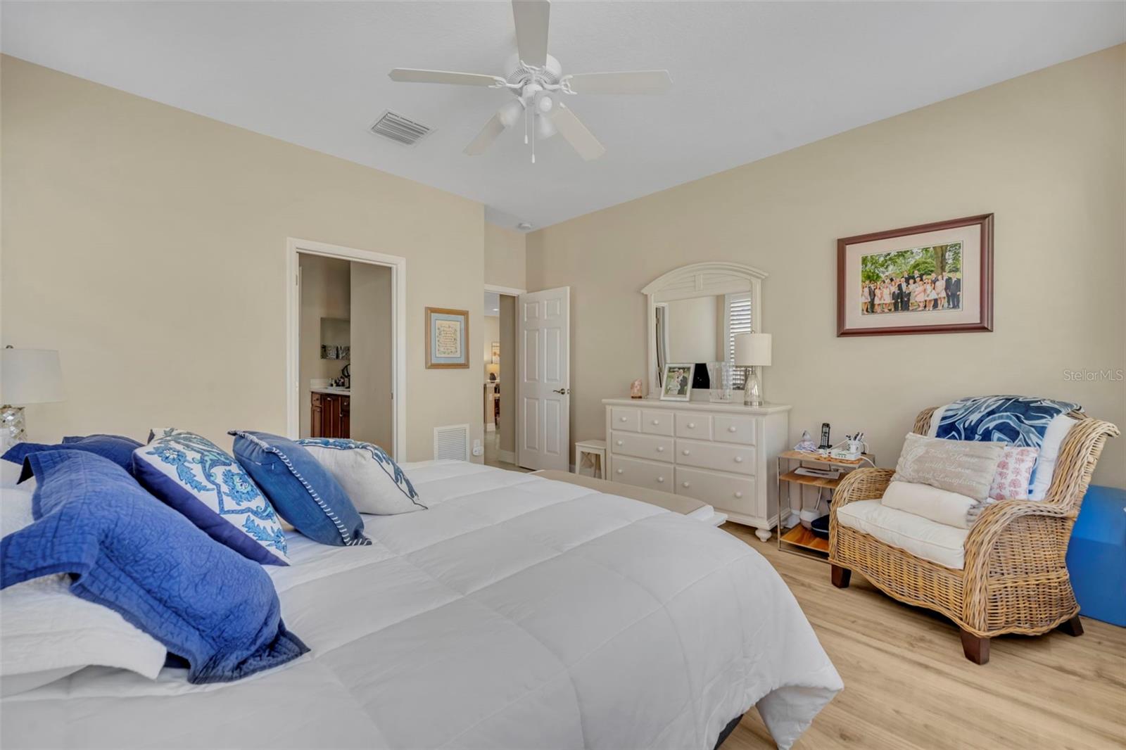 Image 25 of 37 For 115 Salt Marsh Lane