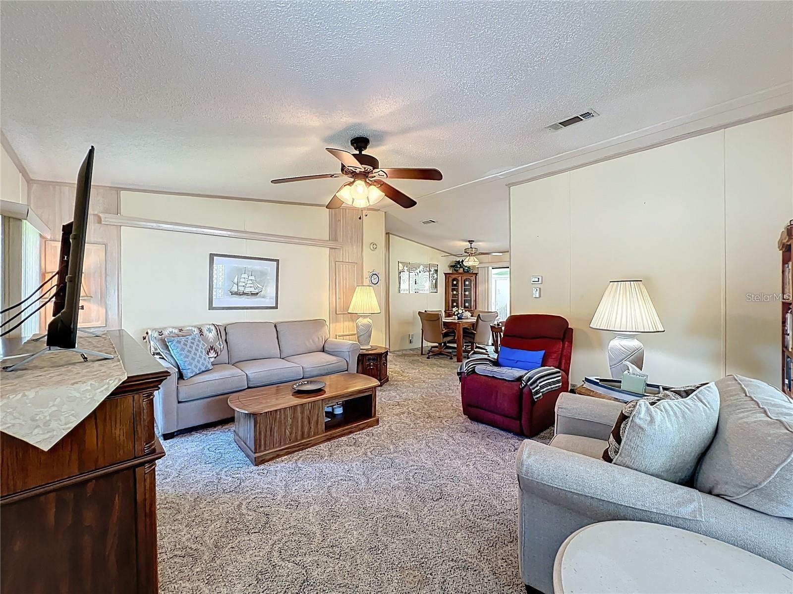 Image 3 of 28 For 25125 Bellevue