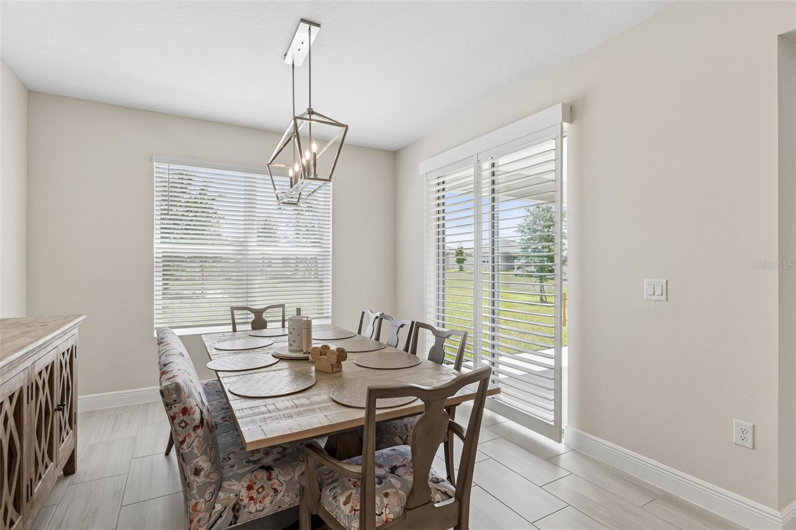 Image 12 of 43 For 14321 Crestavista Avenue