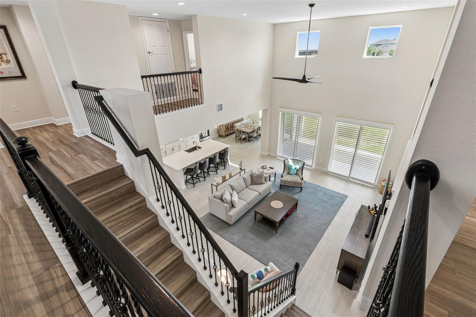 Image 21 of 43 For 14321 Crestavista Avenue