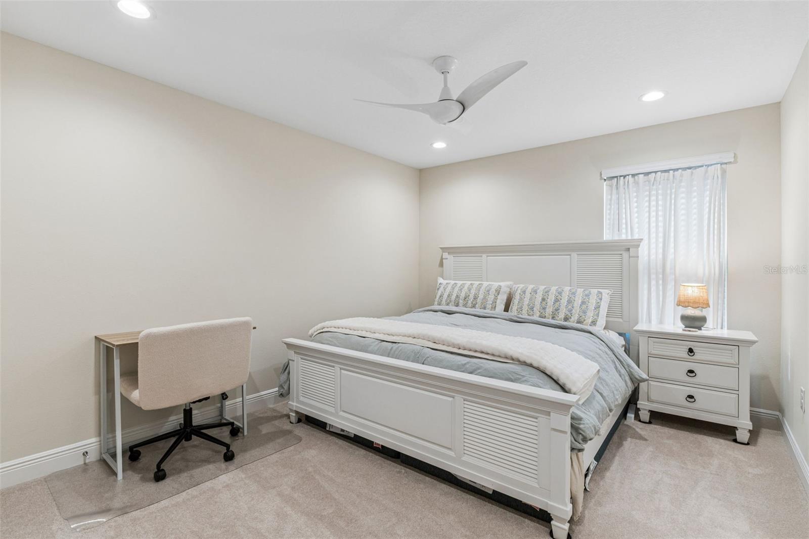 Image 25 of 43 For 14321 Crestavista Avenue