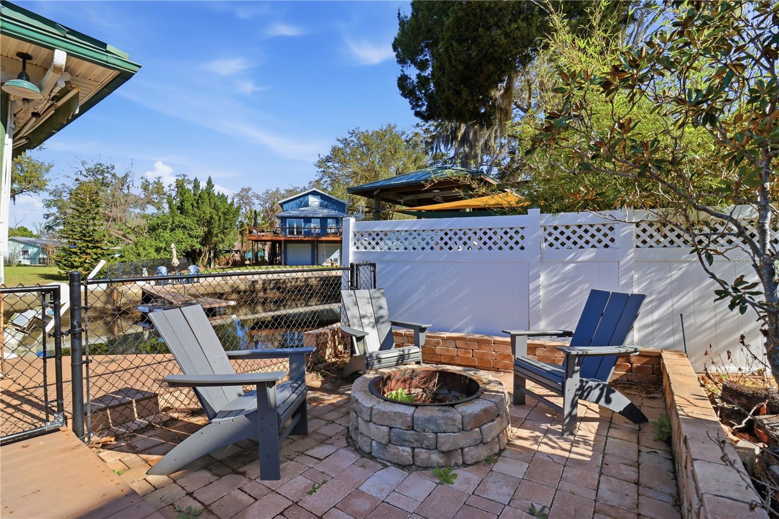 Image 24 of 47 For 300 12th Avenue