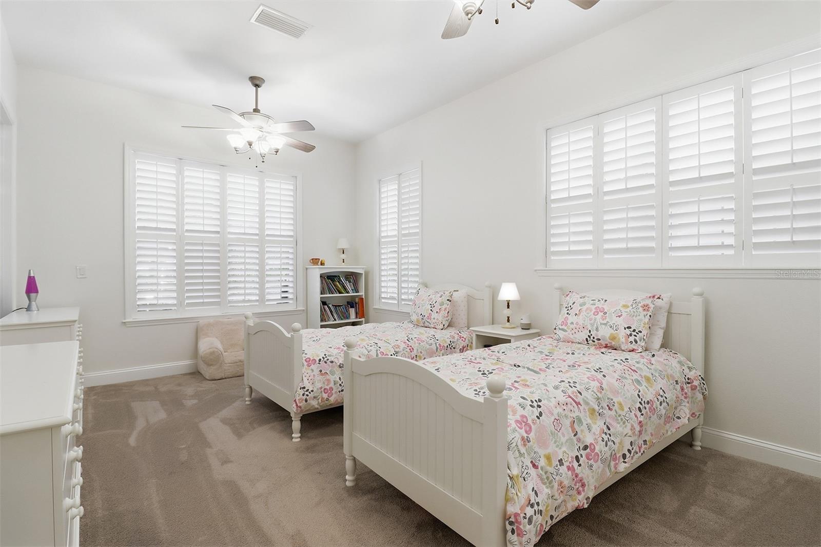 Image 33 of 47 For 300 12th Avenue