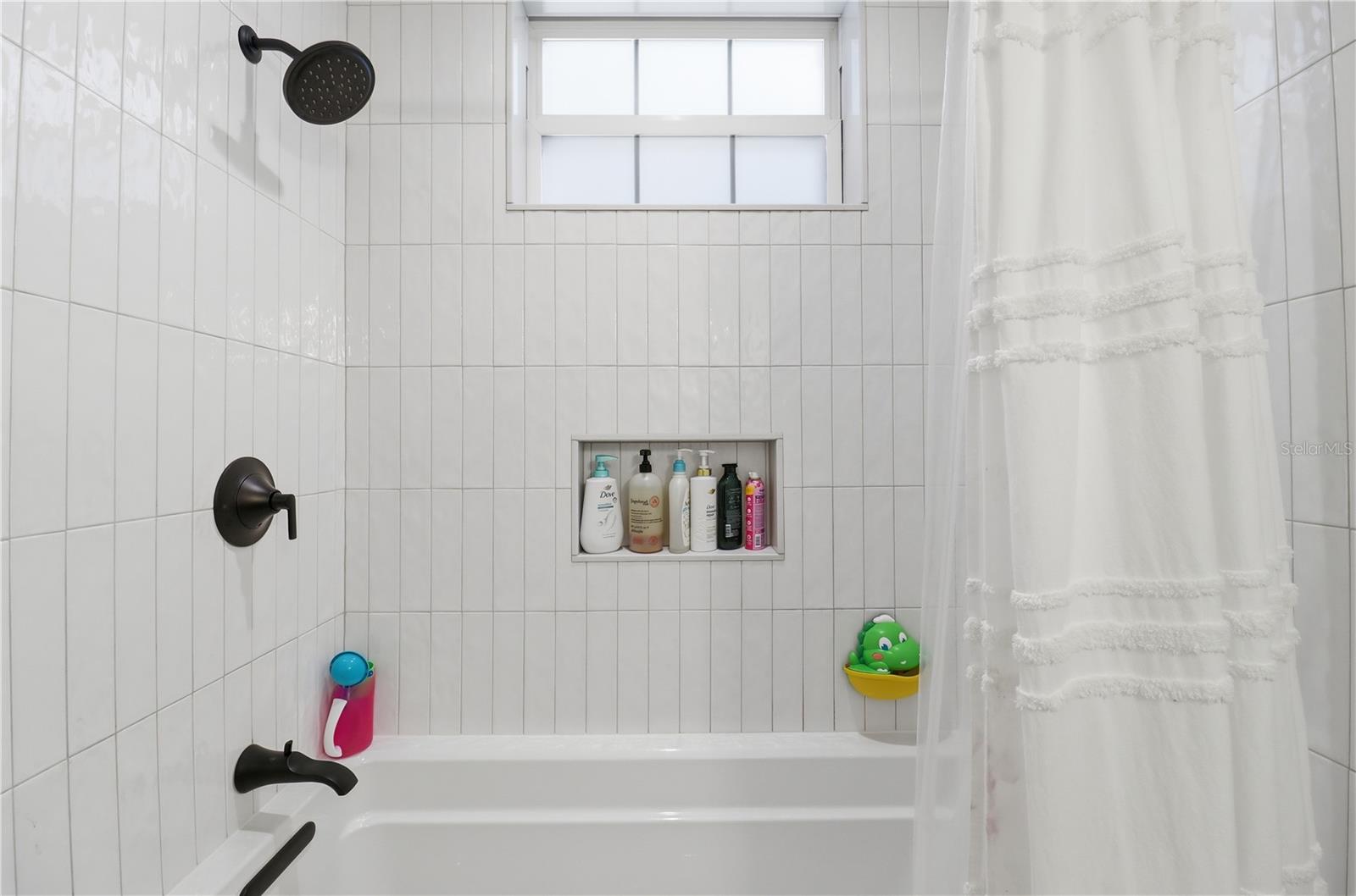 Image 37 of 47 For 300 12th Avenue