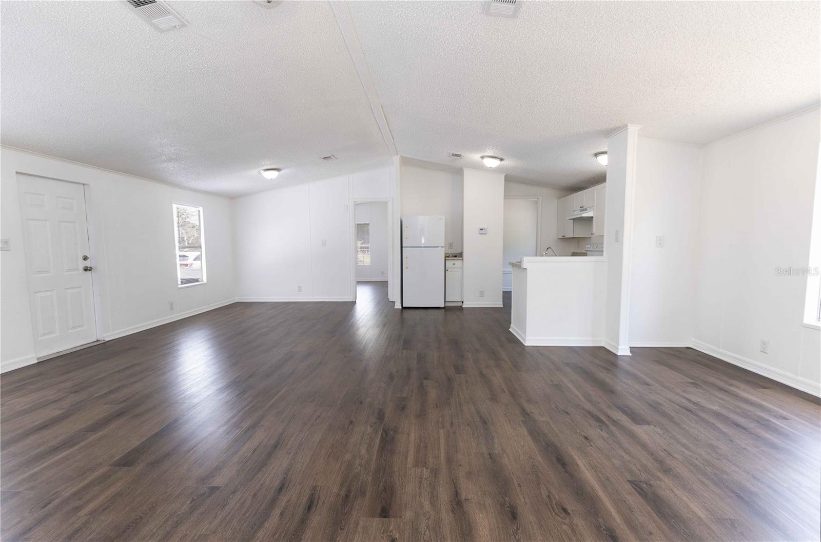 Image 5 of 25 For 4872 Evans Street