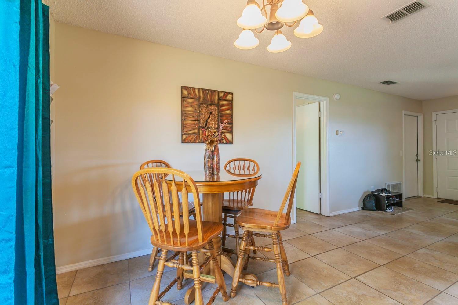 Image 8 of 24 For 7211 120th Street