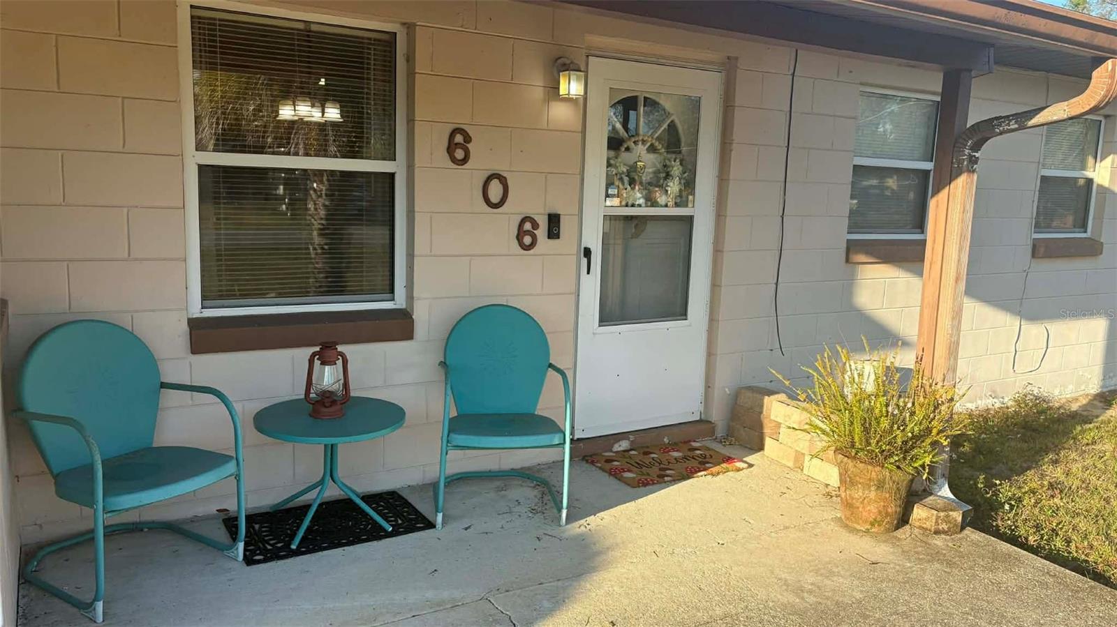 Image 2 of 30 For 606 Jewell Street