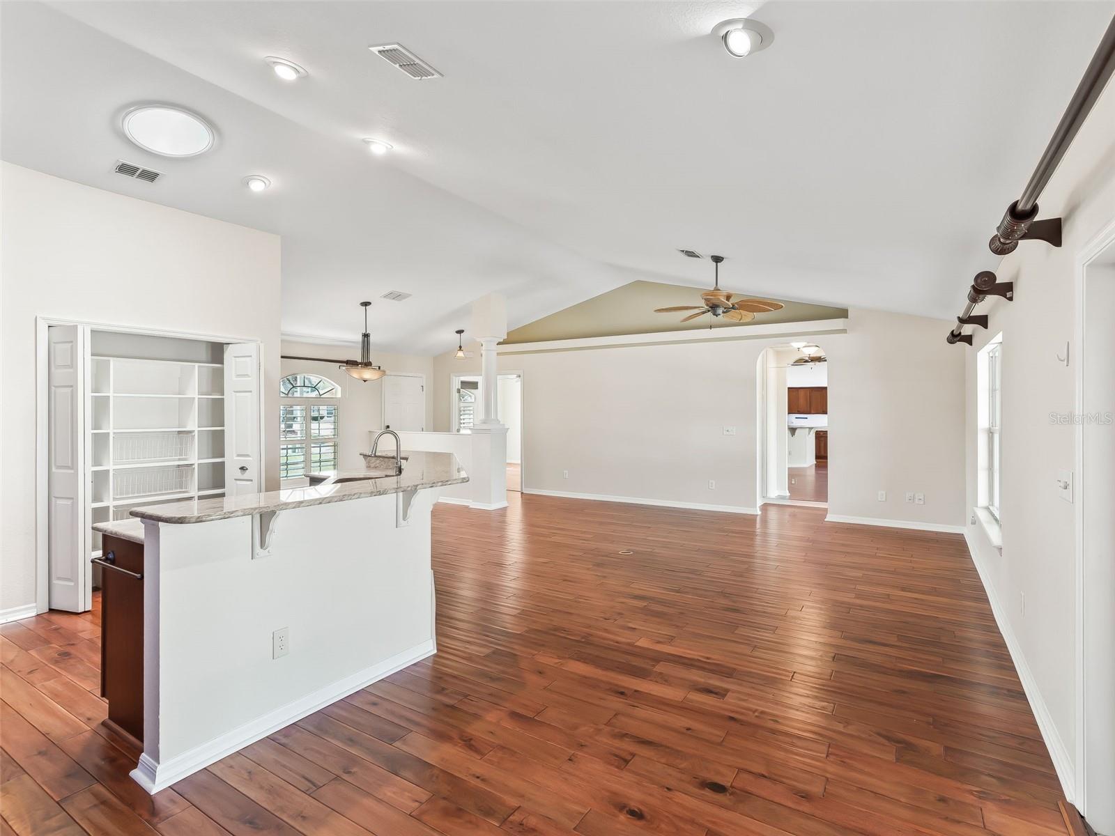 Image 24 of 67 For 12420 176th Loop