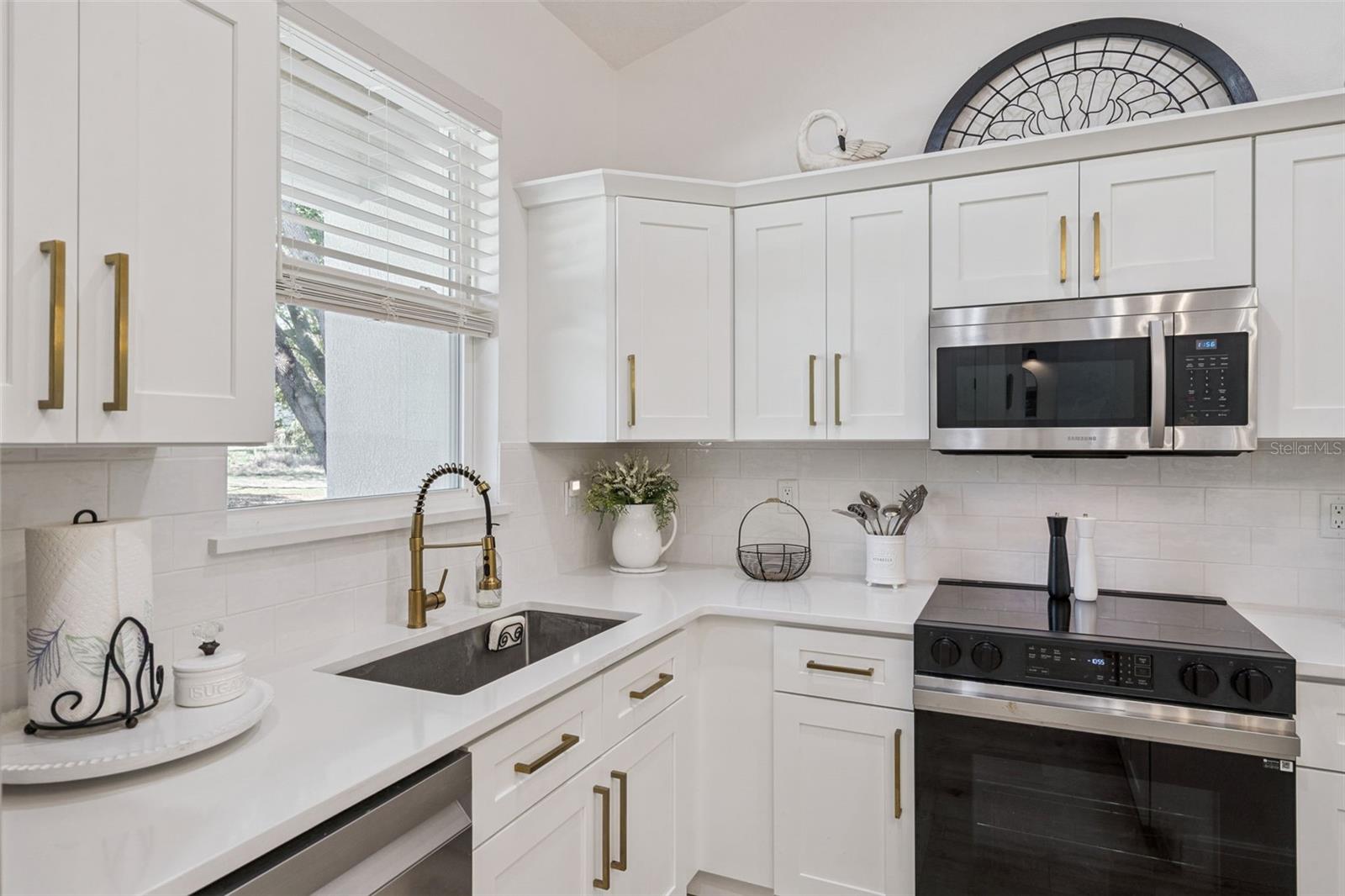 Image 13 of 40 For 11722 Lake Minneola Shores