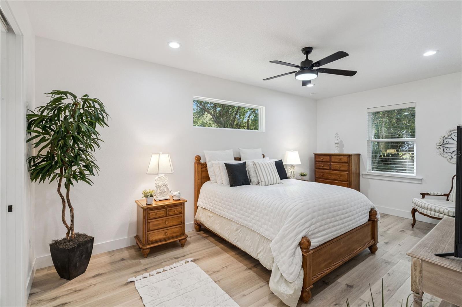 Image 14 of 40 For 11722 Lake Minneola Shores