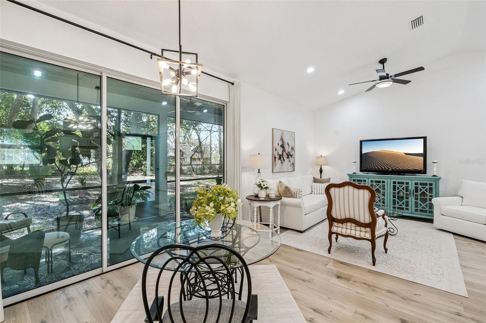 Image 6 of 40 For 11722 Lake Minneola Shores