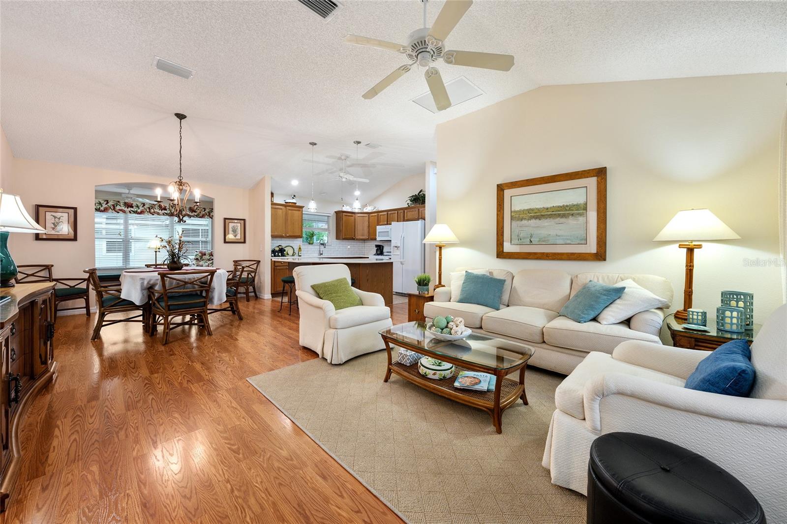 Image 11 of 67 For 17713 89th Milford Avenue