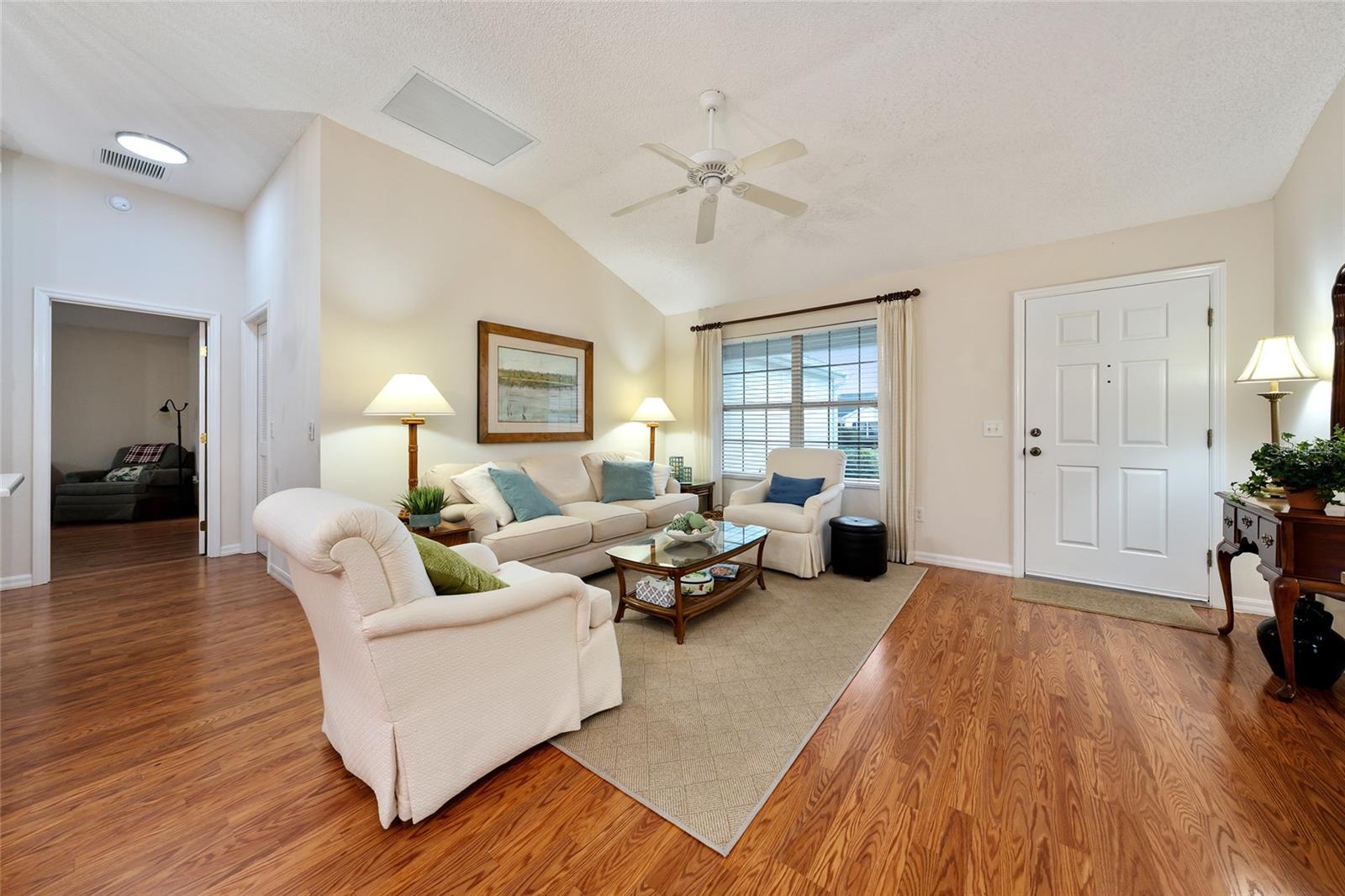 Image 12 of 67 For 17713 89th Milford Avenue