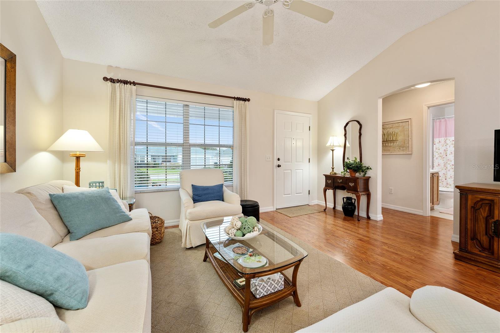 Image 14 of 67 For 17713 89th Milford Avenue