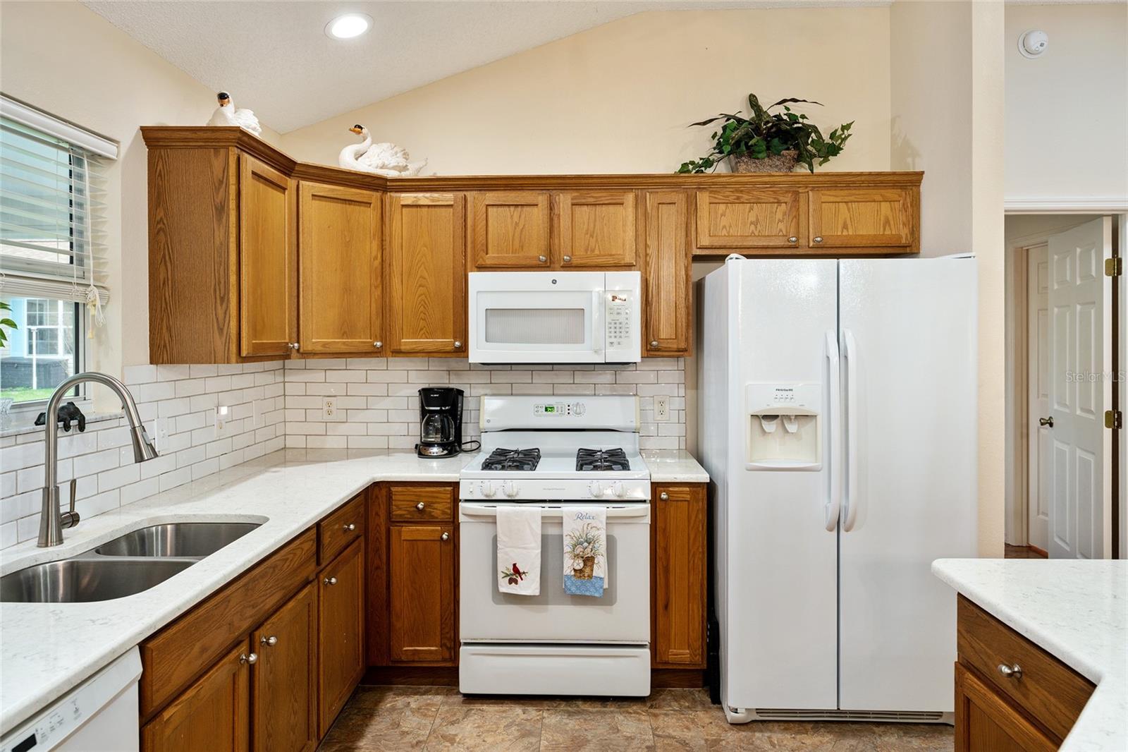 Image 23 of 67 For 17713 89th Milford Avenue