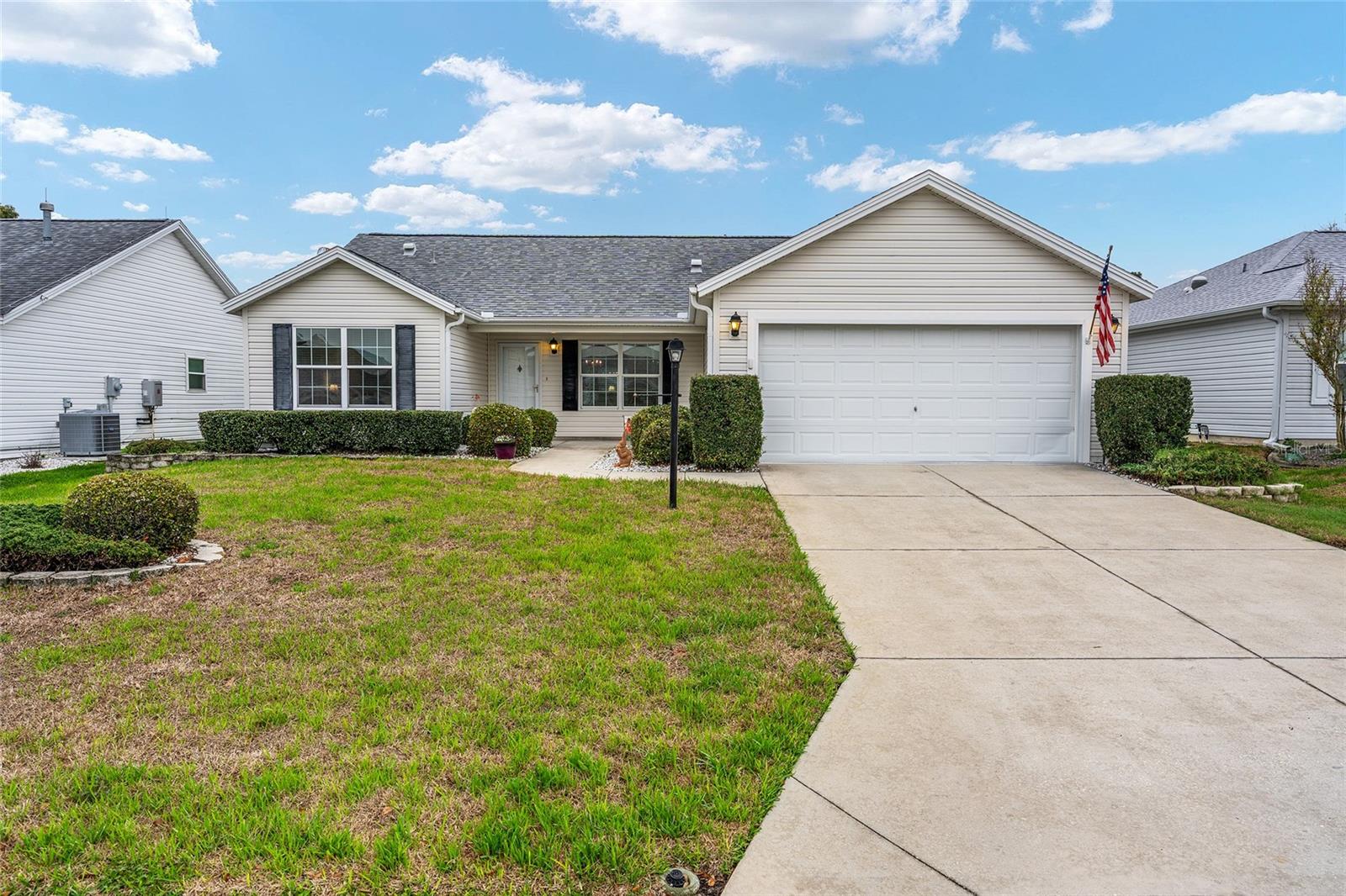 Image 3 of 67 For 17713 89th Milford Avenue