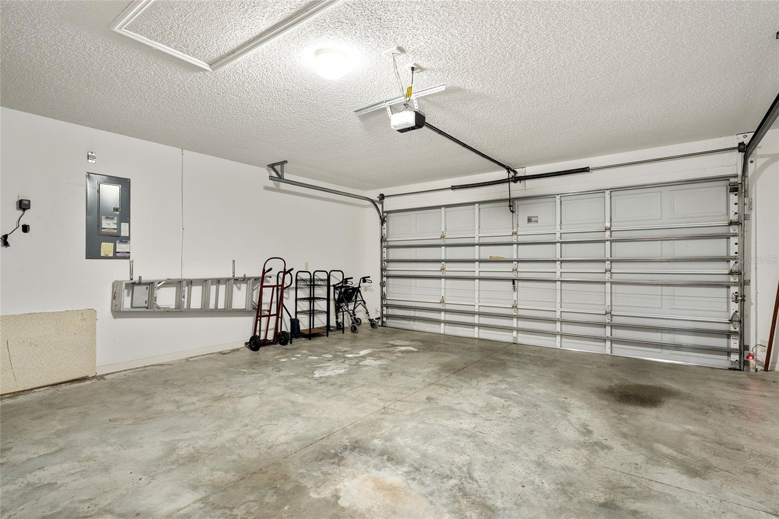 Image 48 of 67 For 17713 89th Milford Avenue