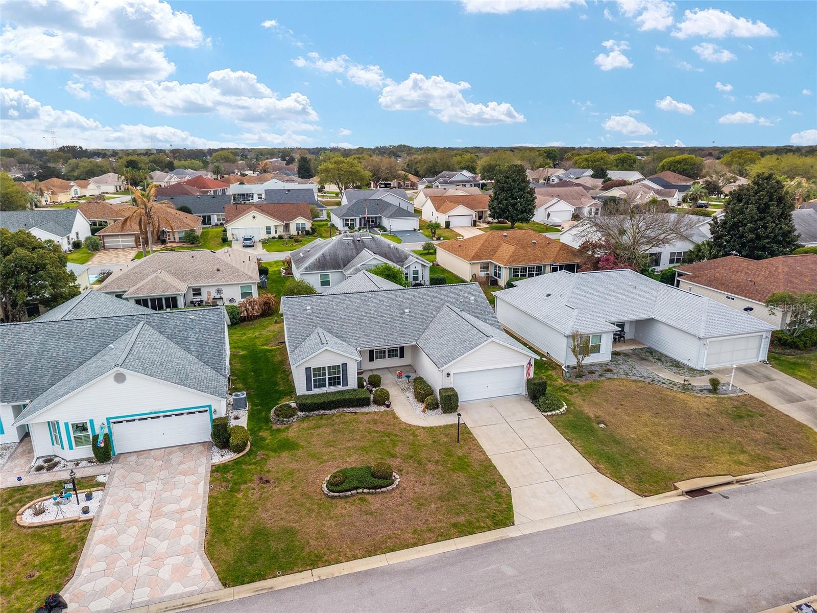 Image 61 of 67 For 17713 89th Milford Avenue