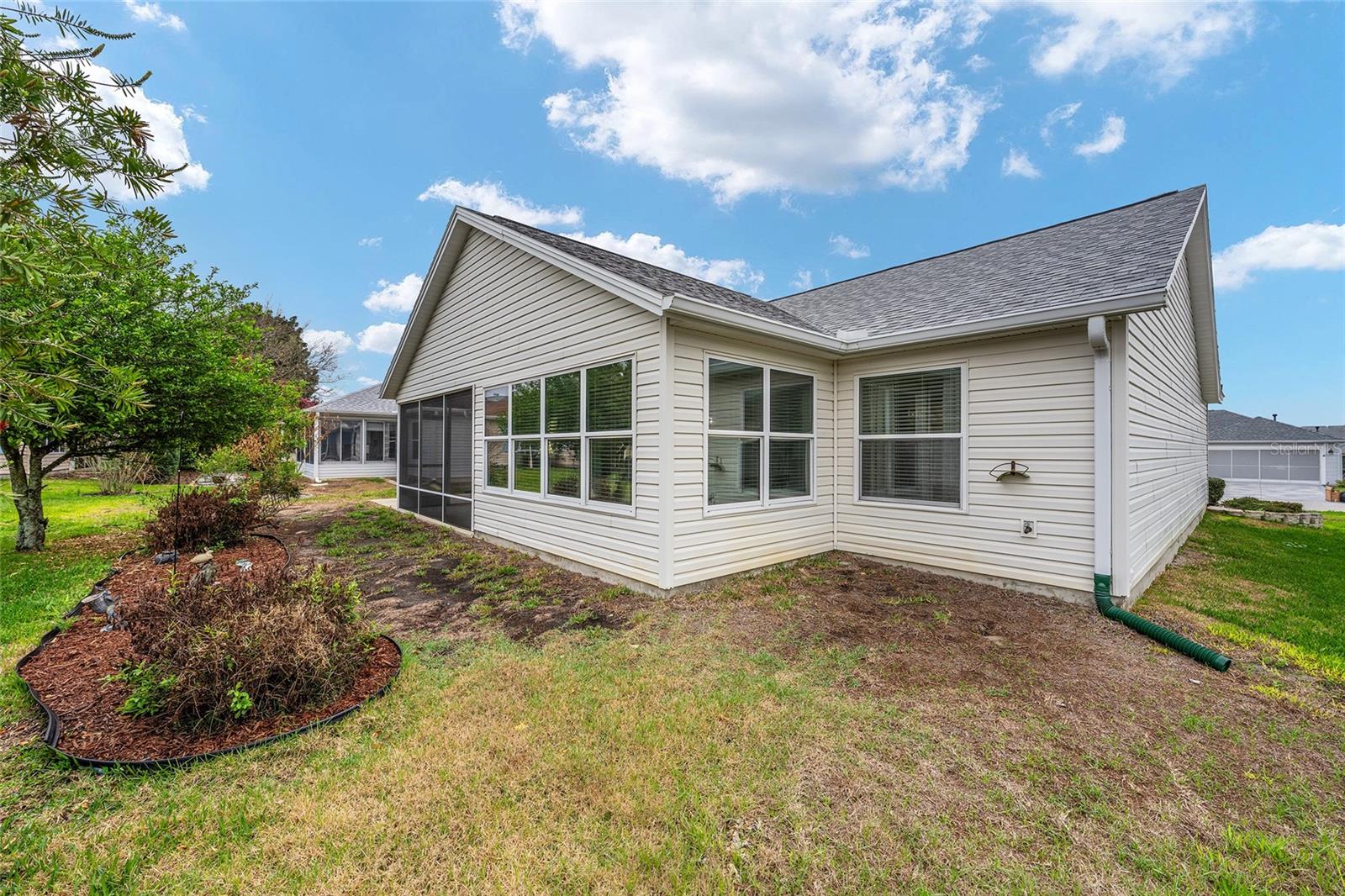 Image 8 of 67 For 17713 89th Milford Avenue