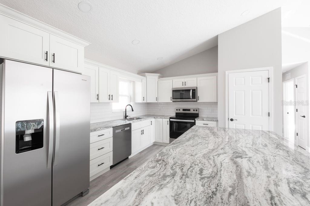 Image 13 of 43 For 9648 Choir Terrace