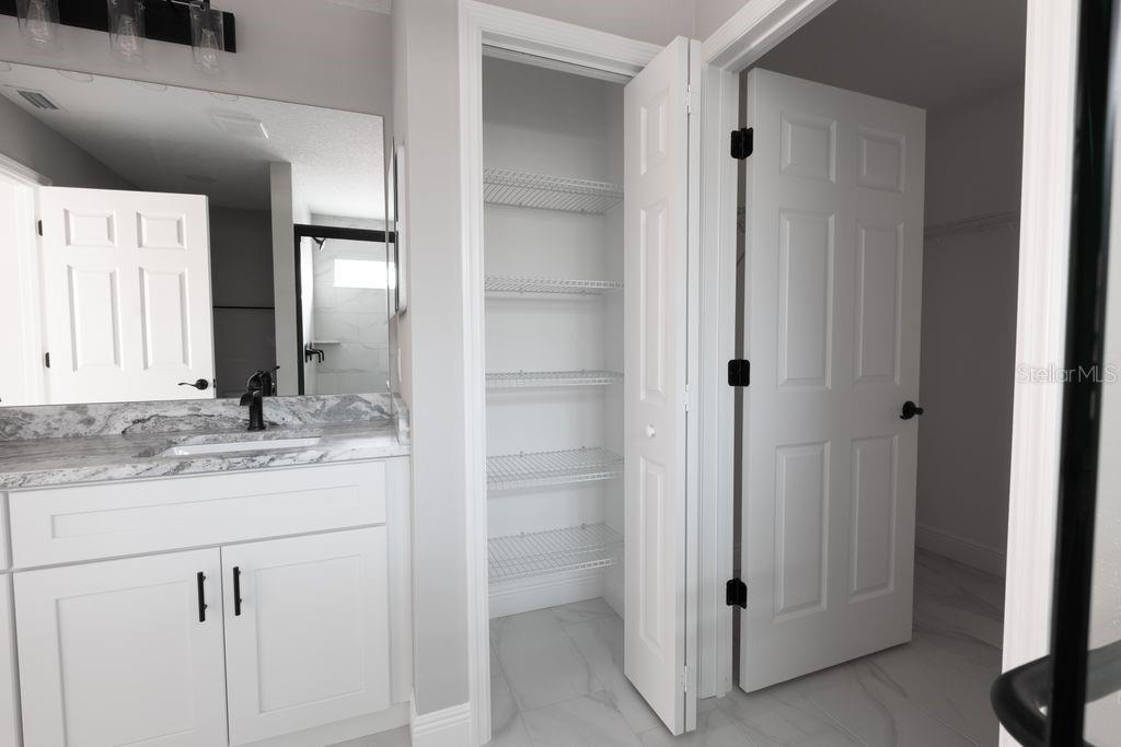 Image 29 of 43 For 9648 Choir Terrace