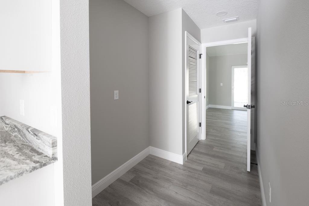 Image 34 of 43 For 9648 Choir Terrace