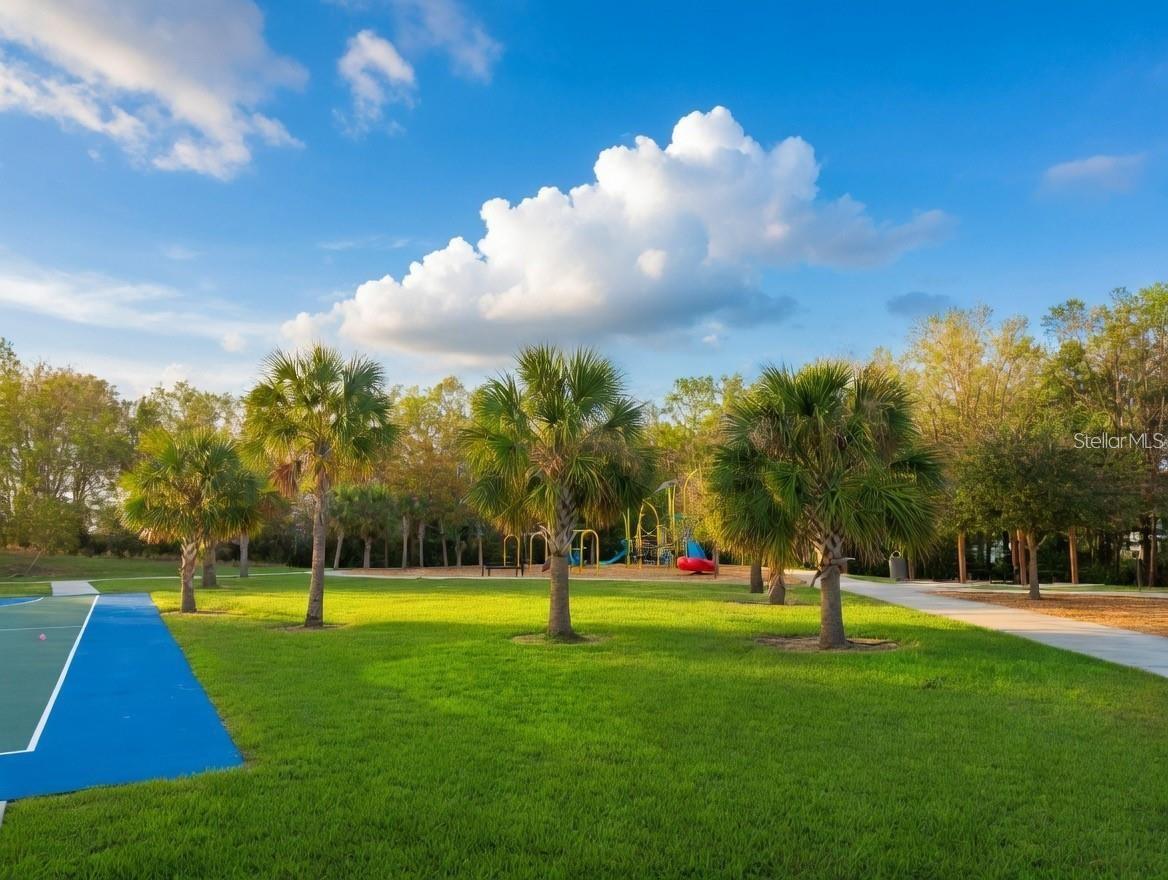 Image 22 of 27 For 1760 Point O Woods Court