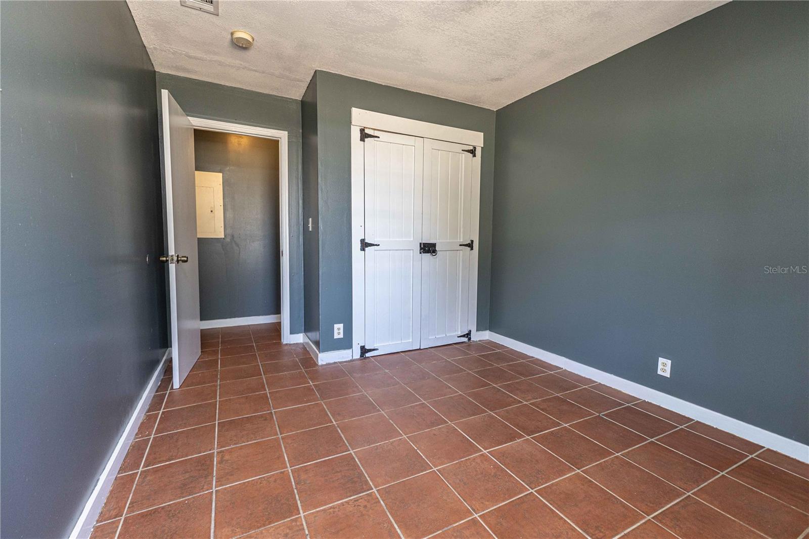 Image 11 of 36 For 16649 23rd Avenue