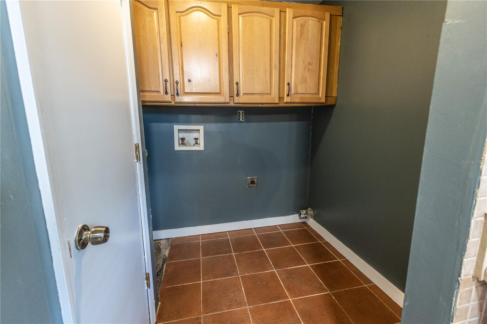 Image 12 of 36 For 16649 23rd Avenue