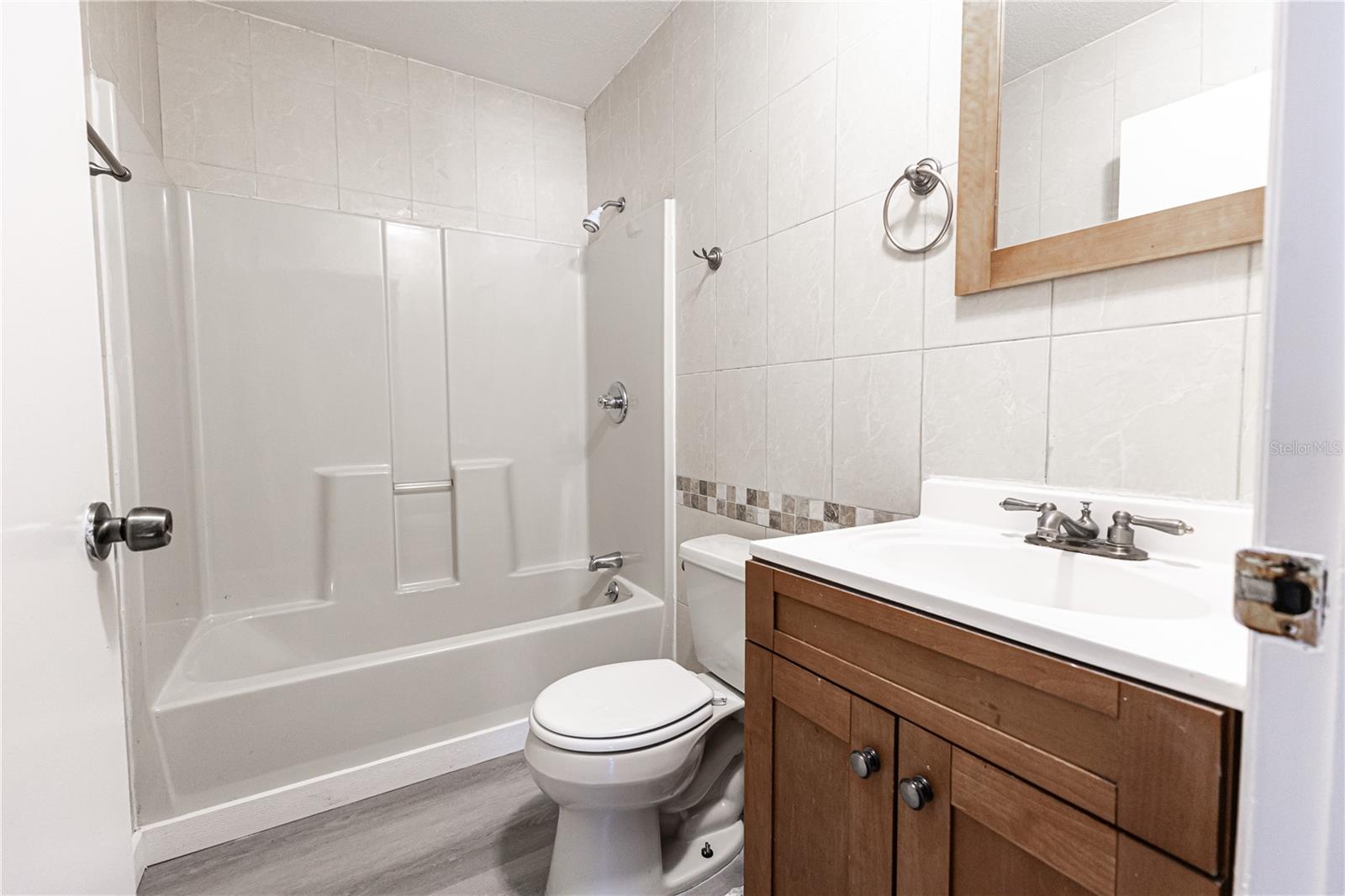 Image 14 of 36 For 16649 23rd Avenue