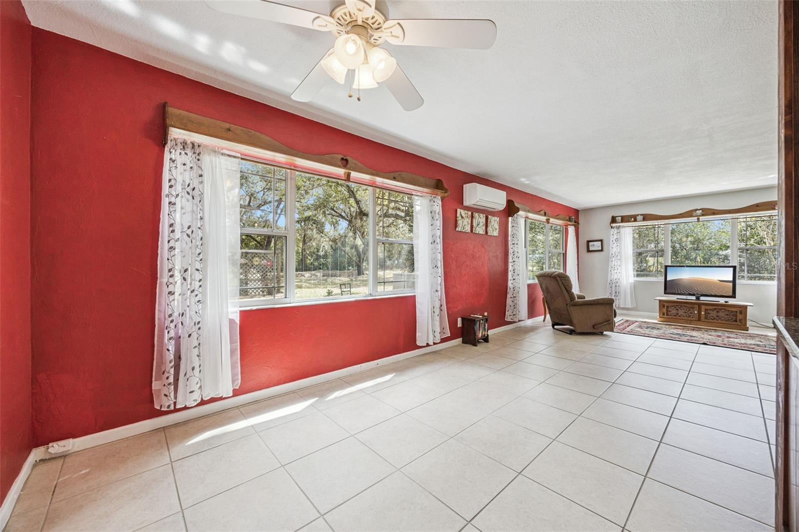 Image 15 of 59 For 5807 Gilliam Rd