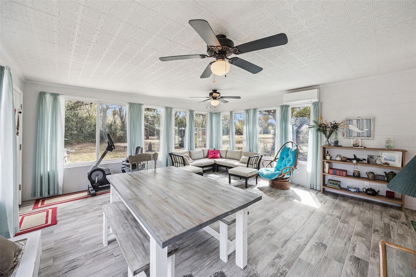 Image 22 of 59 For 5807 Gilliam Rd