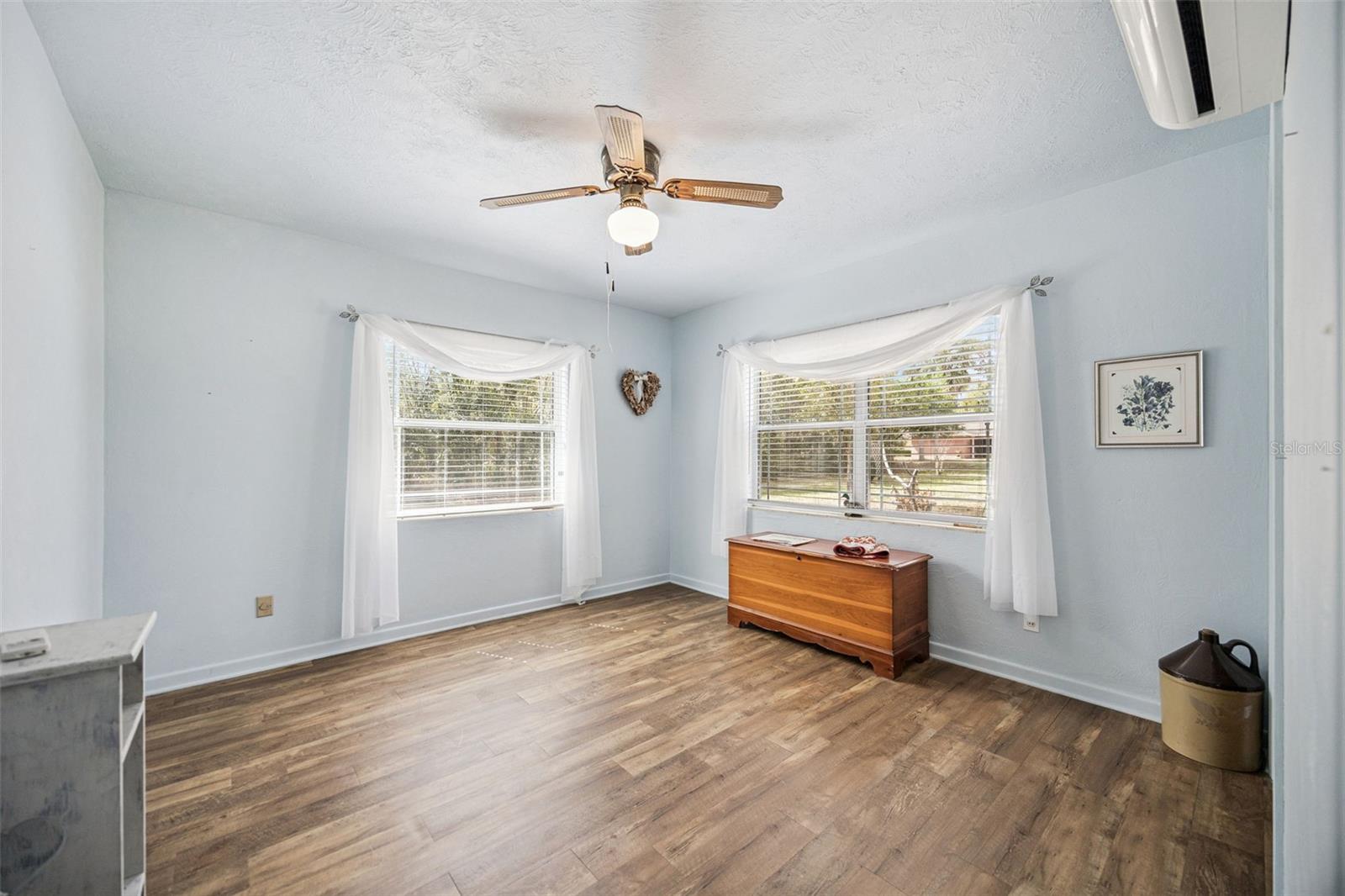 Image 28 of 59 For 5807 Gilliam Rd