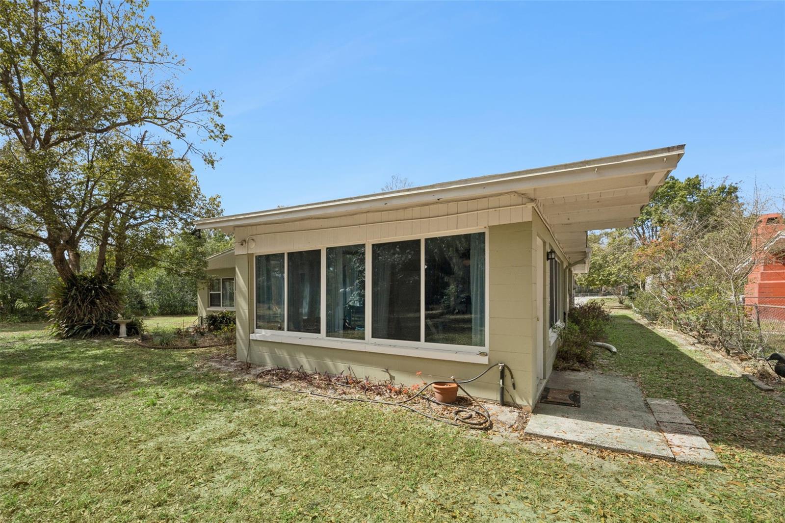 Image 39 of 59 For 5807 Gilliam Rd