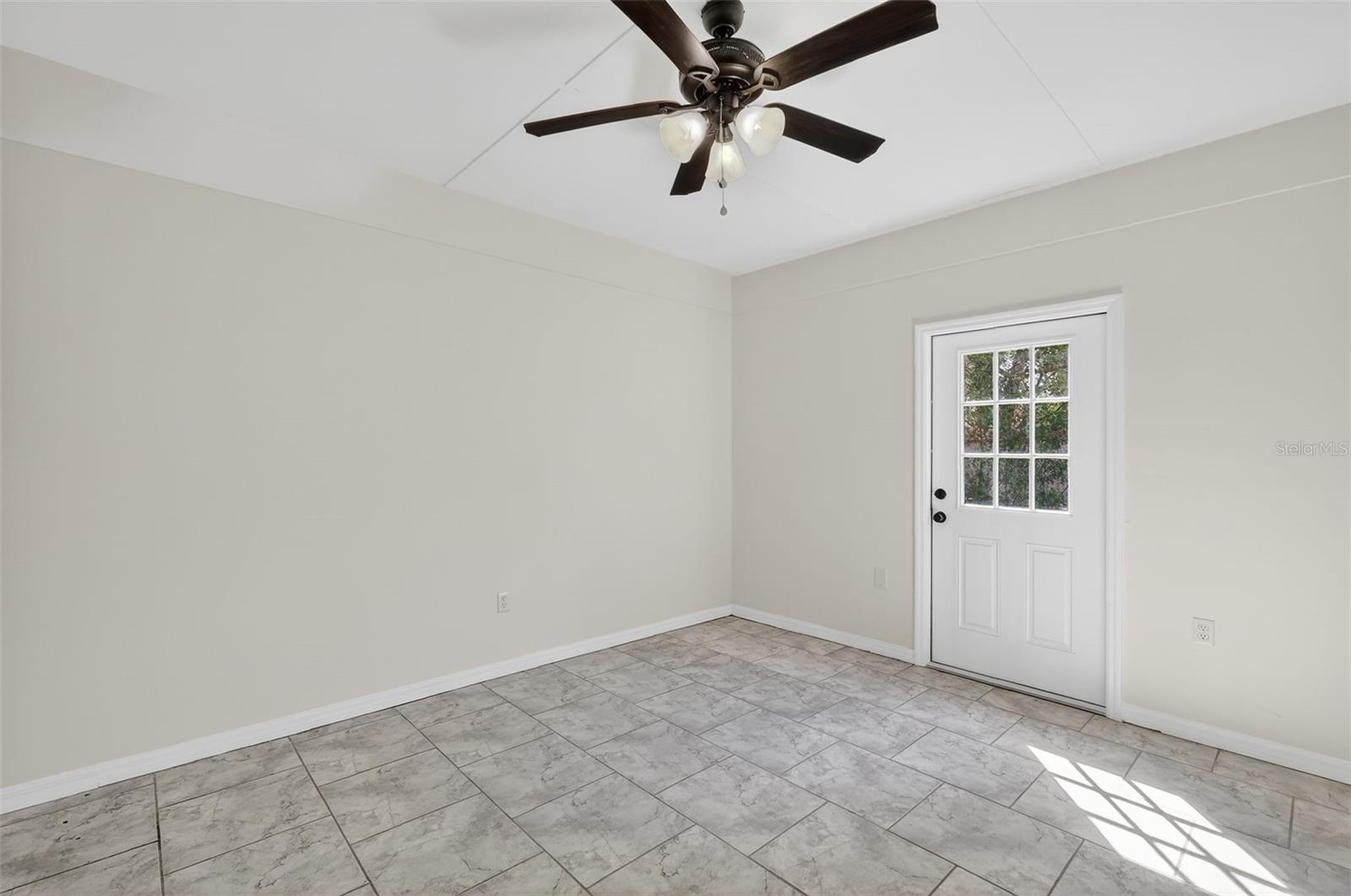 Image 12 of 25 For 436 Atwater Avenue