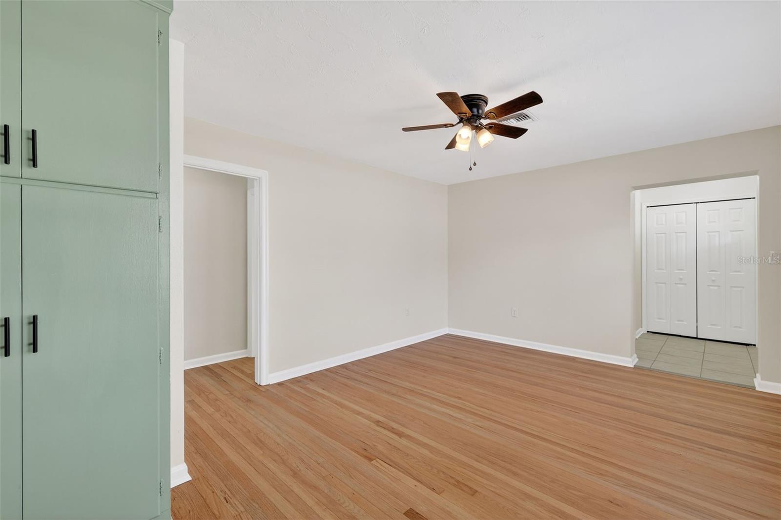 Image 22 of 25 For 436 Atwater Avenue