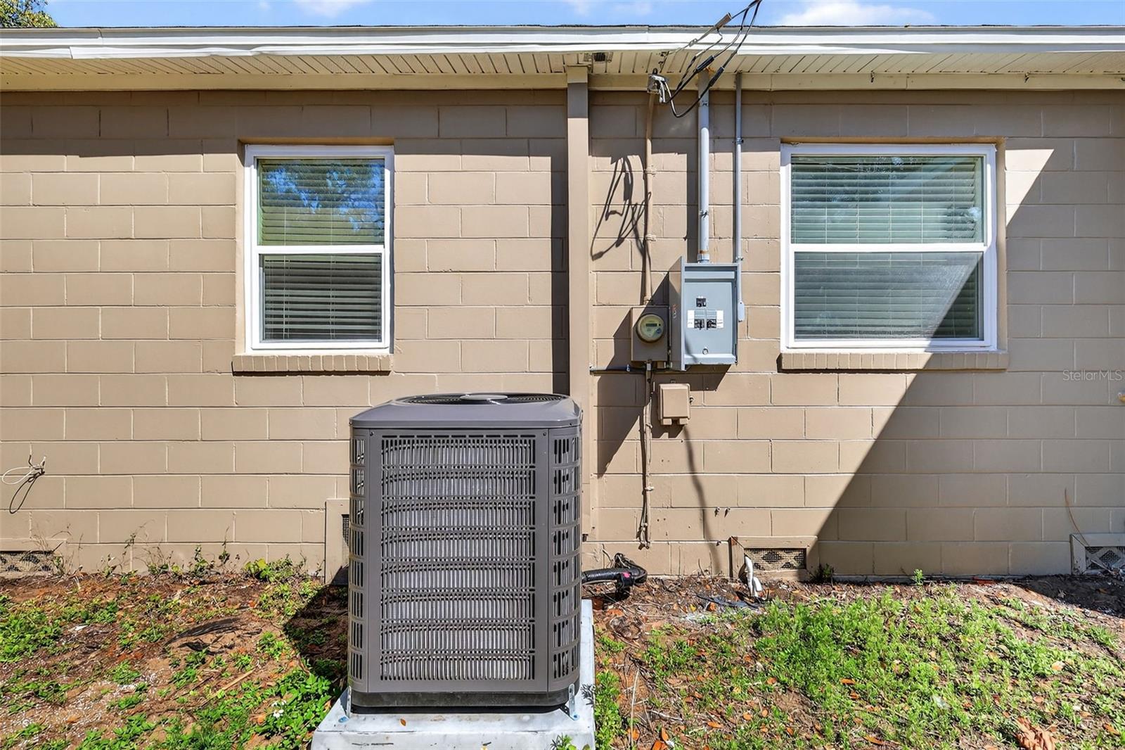 Image 23 of 25 For 436 Atwater Avenue