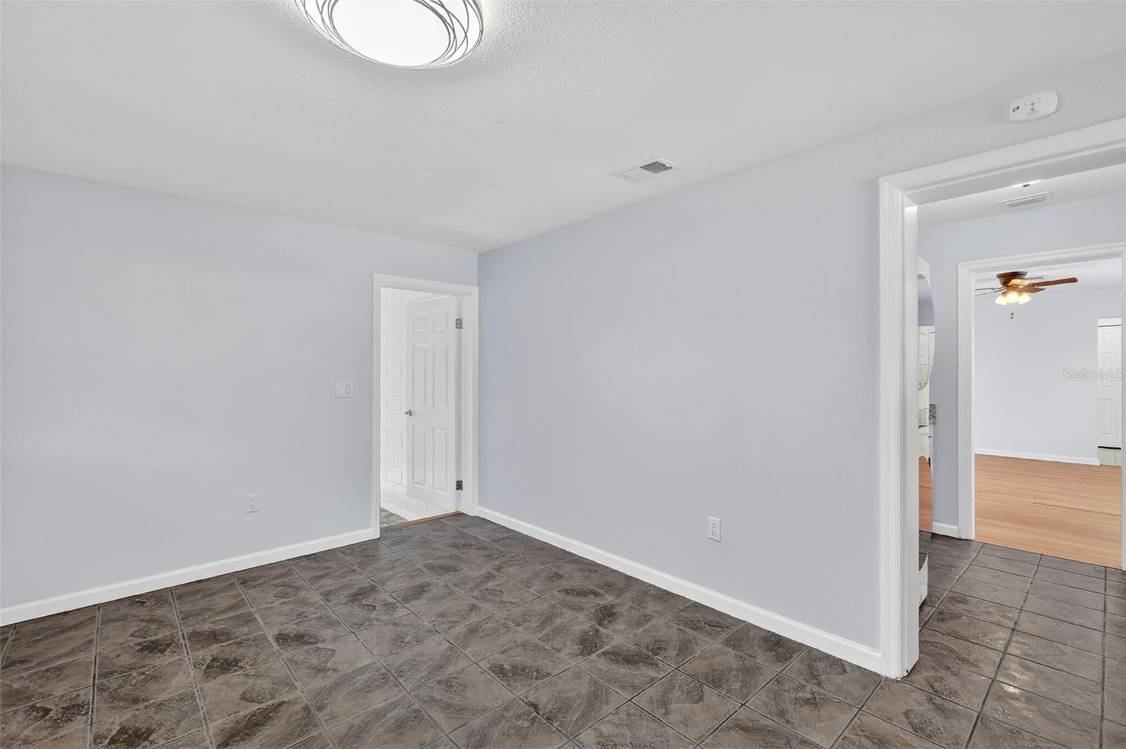 Image 9 of 25 For 436 Atwater Avenue